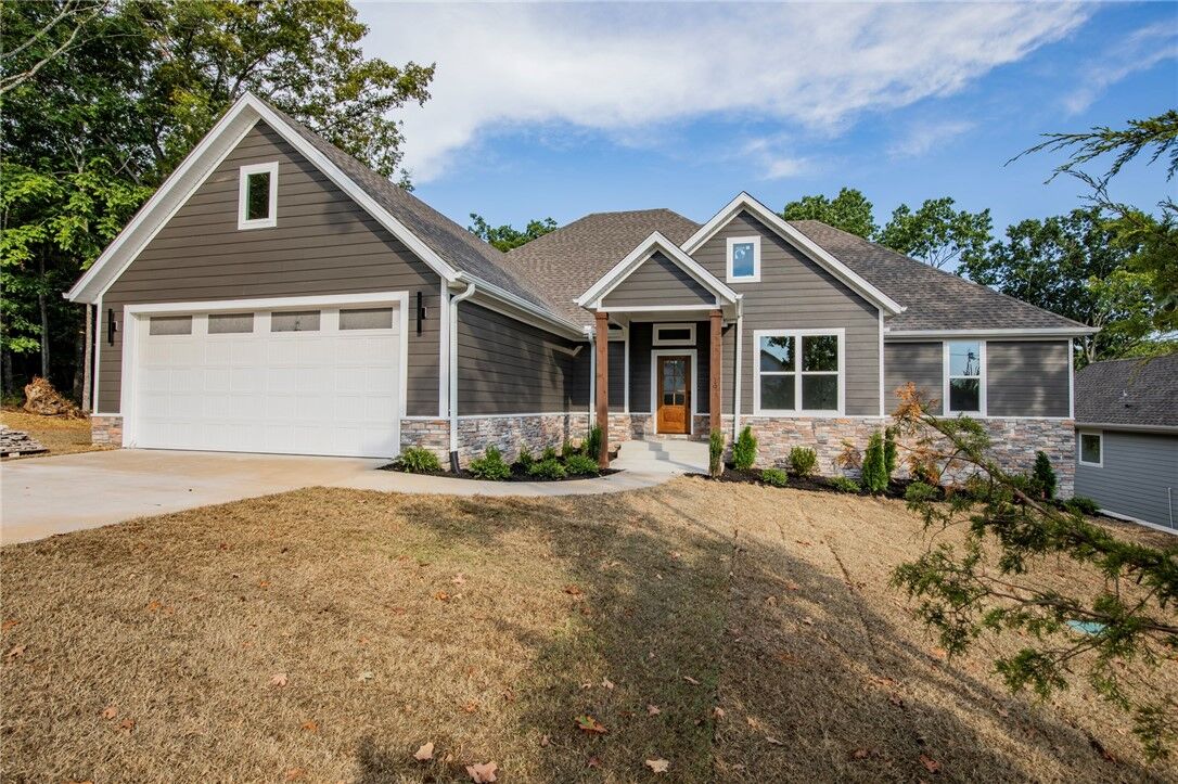 Property Photo: 19 Nairn Lane AR 72715