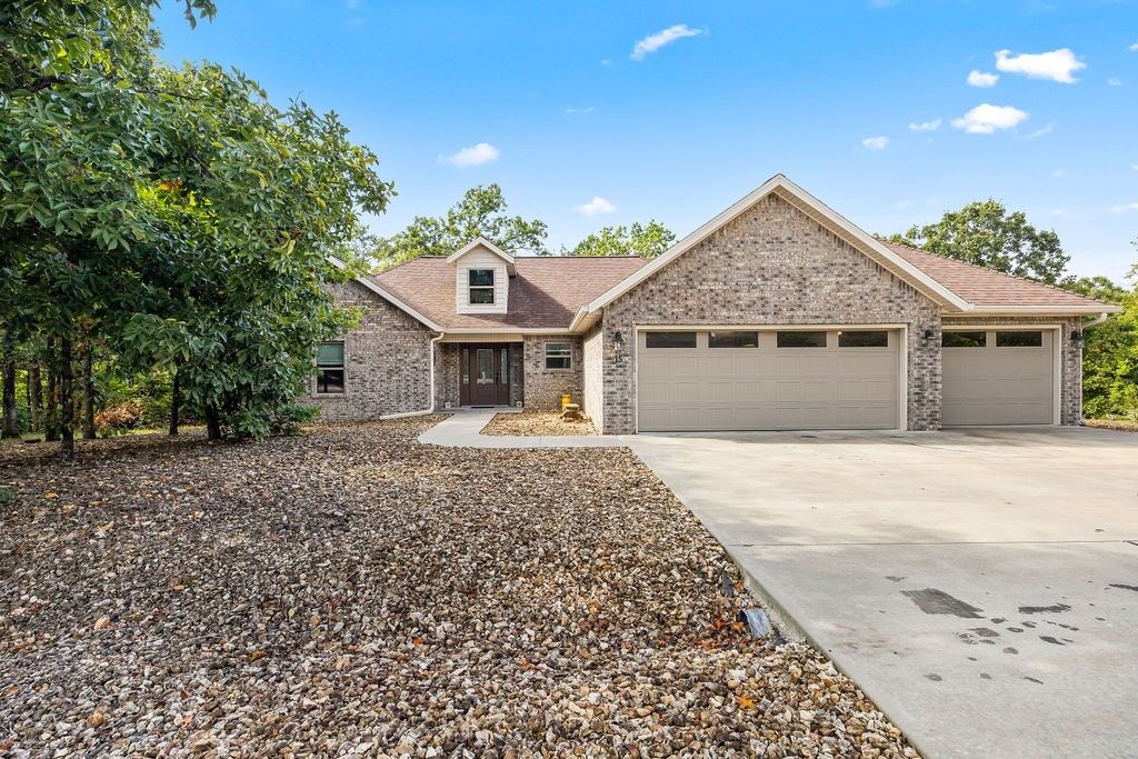 Property Photo: 15 Pentland Drive AR 72715