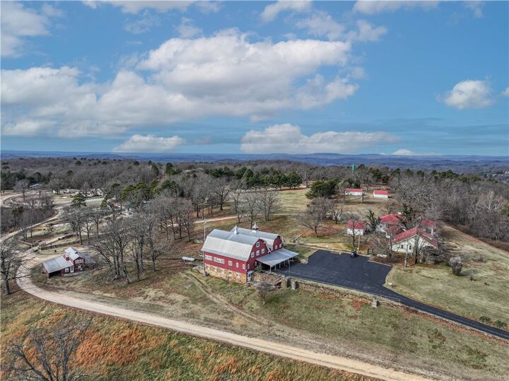 805 County Rd 102  Eureka Springs AR 72632 photo