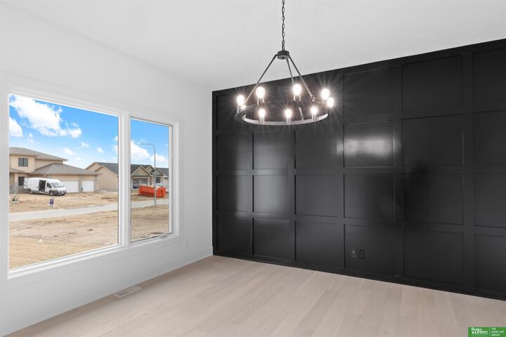 Property Photo: 10952 S 101st Street NE 68046