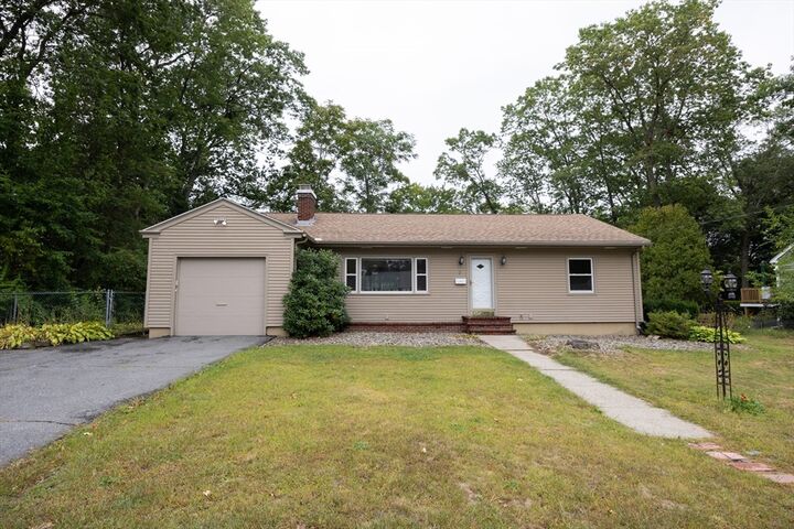 Property Photo: 9 Cyr Dr MA 01843