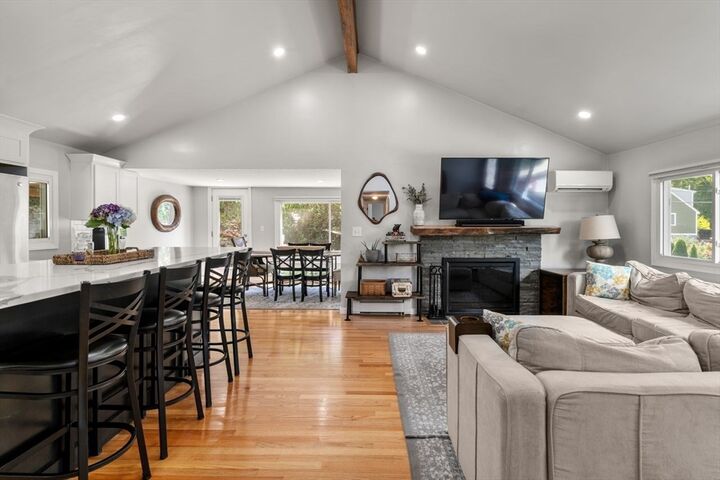 Property Photo: 21 Livingstone Ln MA 02453