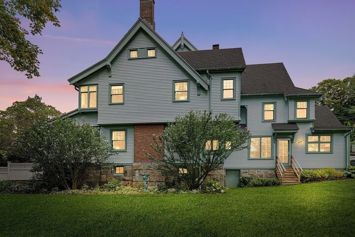 Property Photo: 206 Franklin St MA 02458