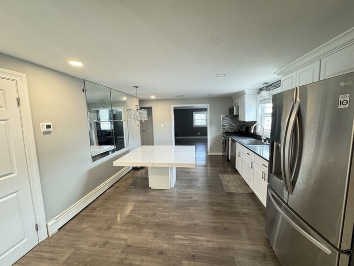 Property Photo:  59 West Street 2  MA 02458 