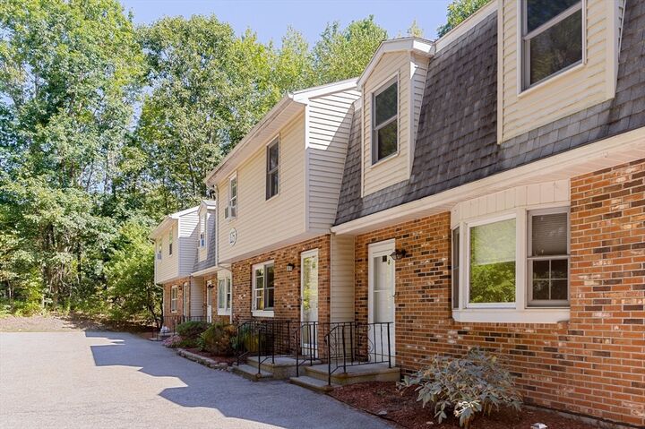 Property Photo:  125 Manning St 4  MA 01520 