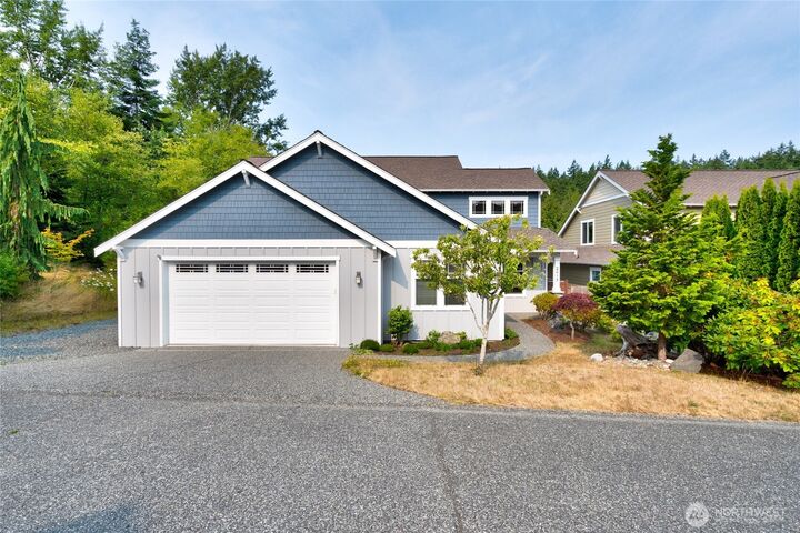 Property Photo:  2617  Fir Crest Boulevard  WA 98221 