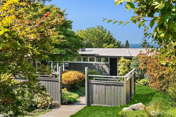 Property Photo: 5337 146th Avenue SE WA 98006
