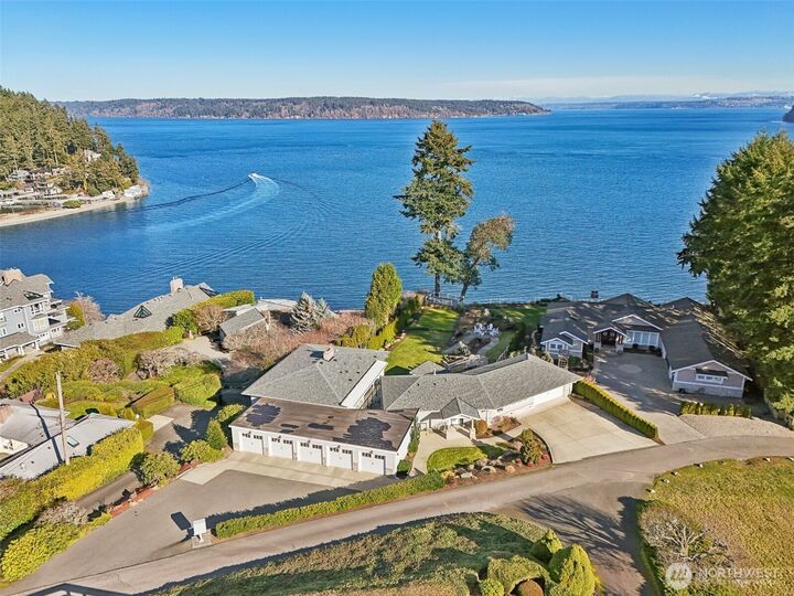 Property Photo: 7143 Grandview Place 1 WA 98335