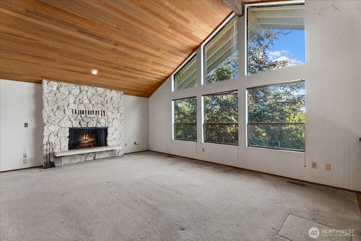 Property Photo: 12808 12th Street SE WA 98258