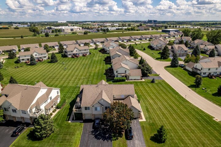 Property Photo: 7307 Casey Drive IL 61111