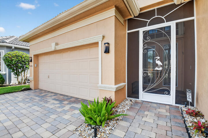 Property Photo: 10096 Armani Drive FL 33437