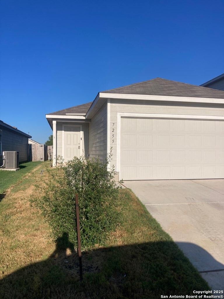 Property Photo: 7255 Duck Pond TX 78252