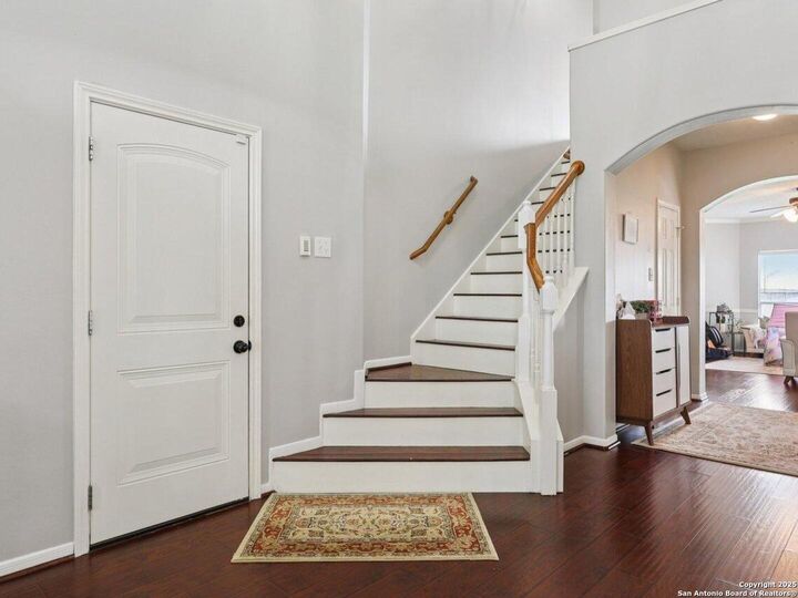 Property Photo: 7426 Rosepath Ln TX 77407