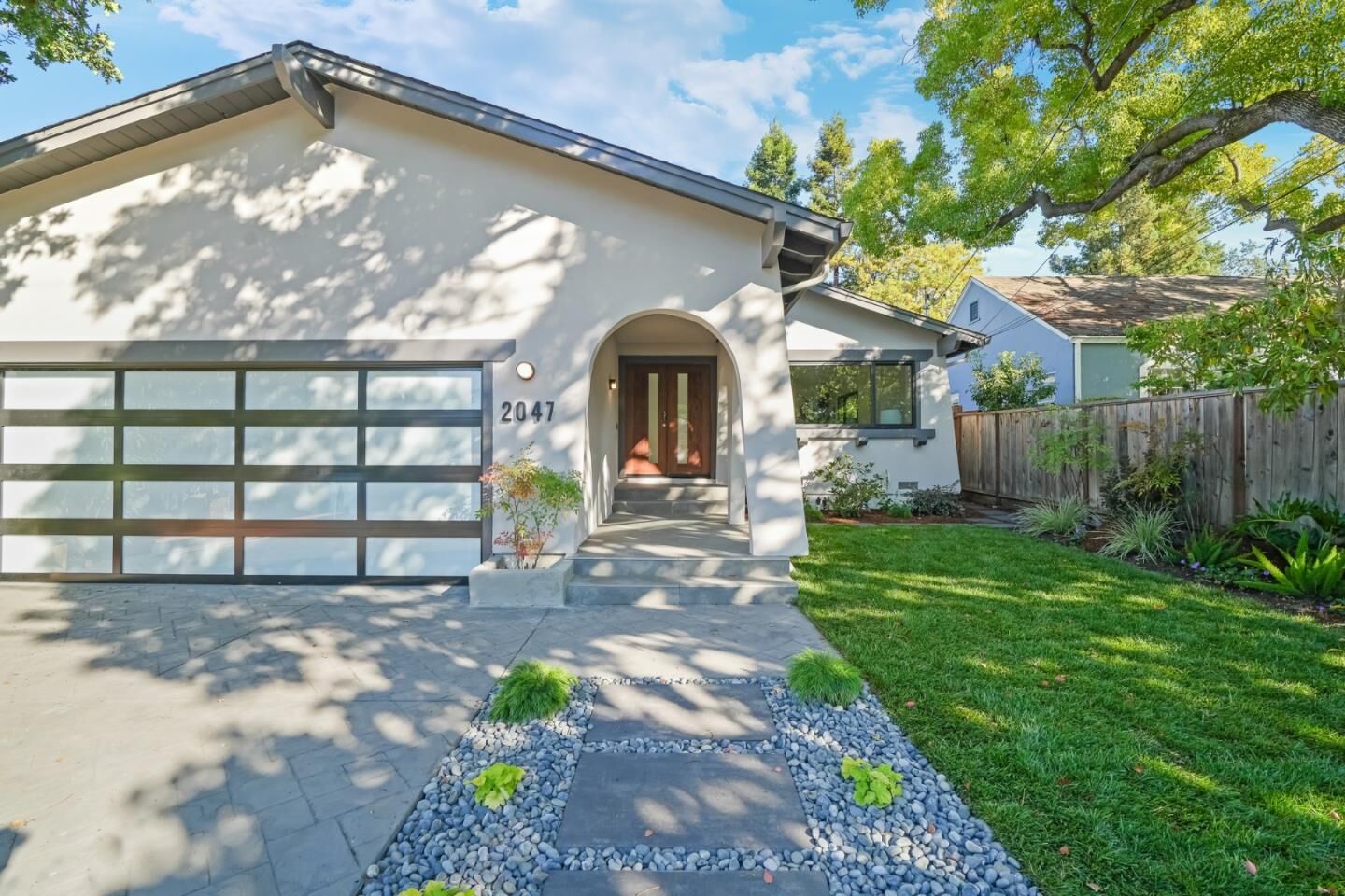 Property Photo:  2047 Ashton Avenue  CA 94025 