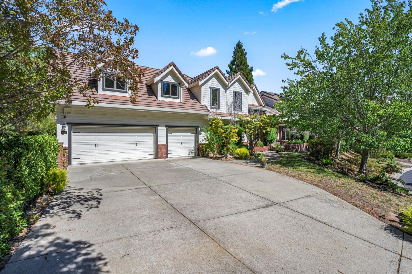 Property Photo:  3265 Greenhills Drive  CA 94549 