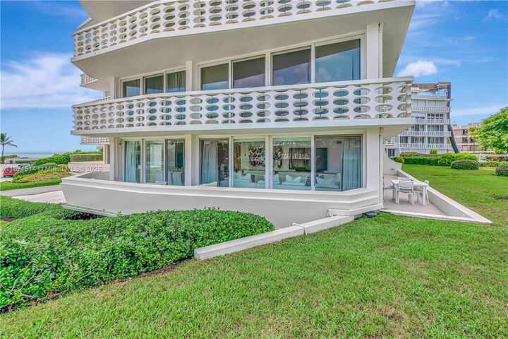 Property Photo:  100 Sunrise Ave 217  FL 33480 