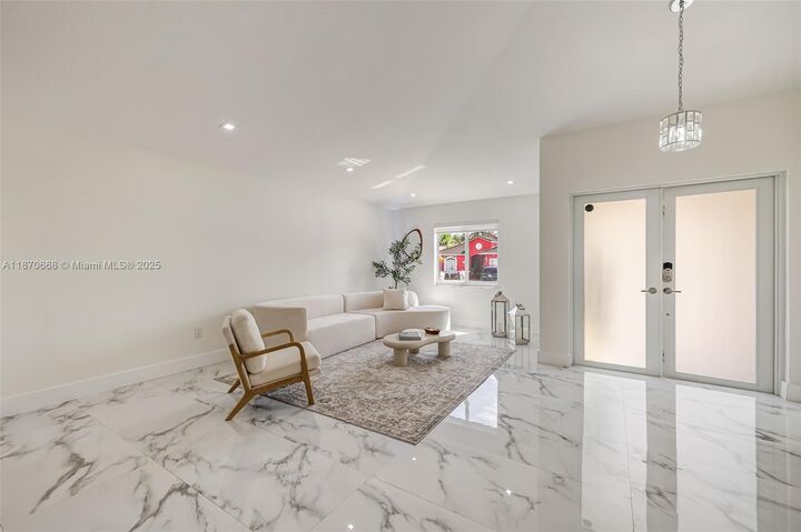 Property Photo: 17132 SW 142nd Ct FL 33177