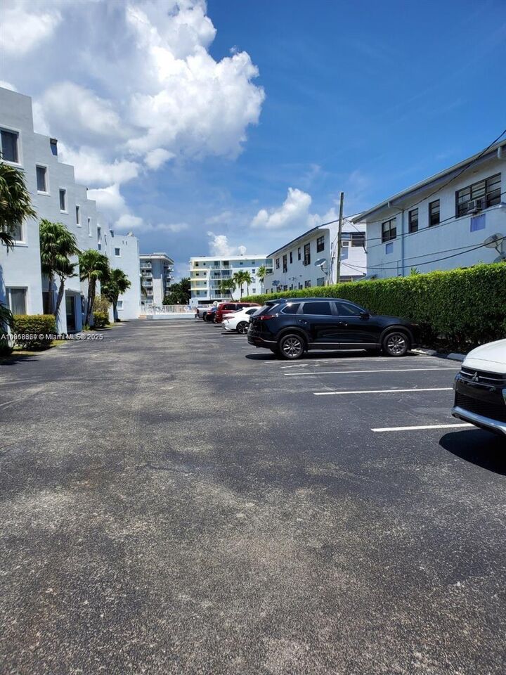Property Photo: 1185 Marseille Dr 209 FL 33141