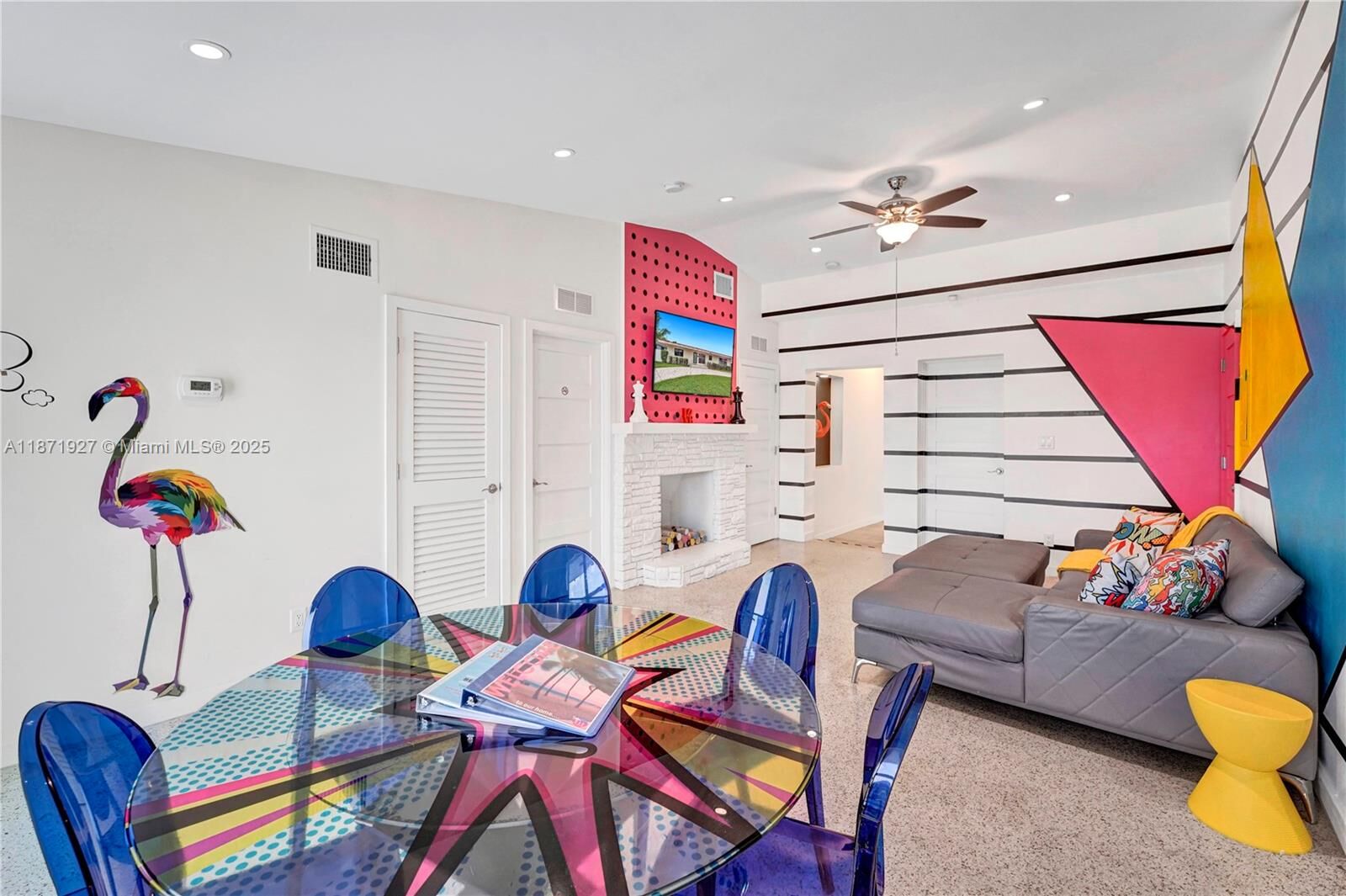 Property Photo: 1704 Rodman St 1 FL 33020