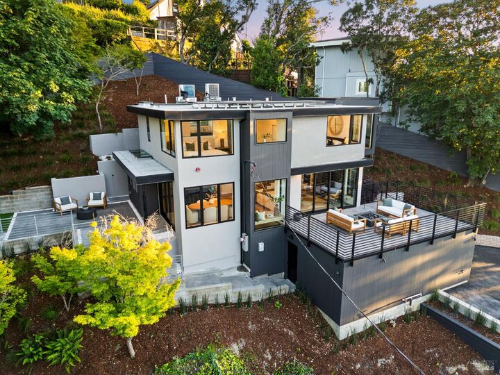975 Greenhill Road  Mill Valley CA 94941 photo