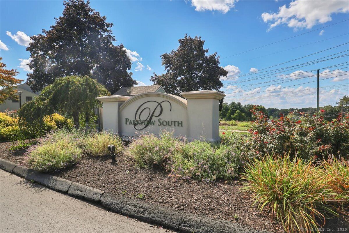 Property Photo:  301 Summer Hill Drive 301  CT 06074 