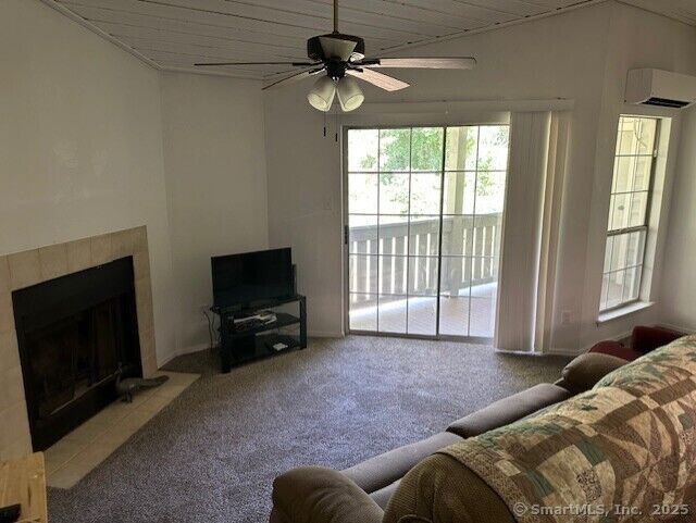Property Photo:  82 Crown Knoll Court Apt 156  CT 06340 