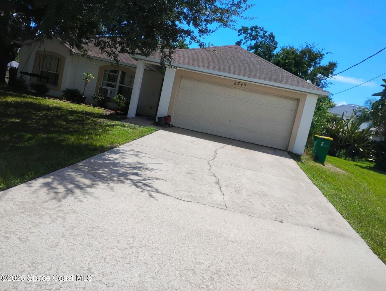 Property Photo:  6545 Addie Avenue  FL 32927 