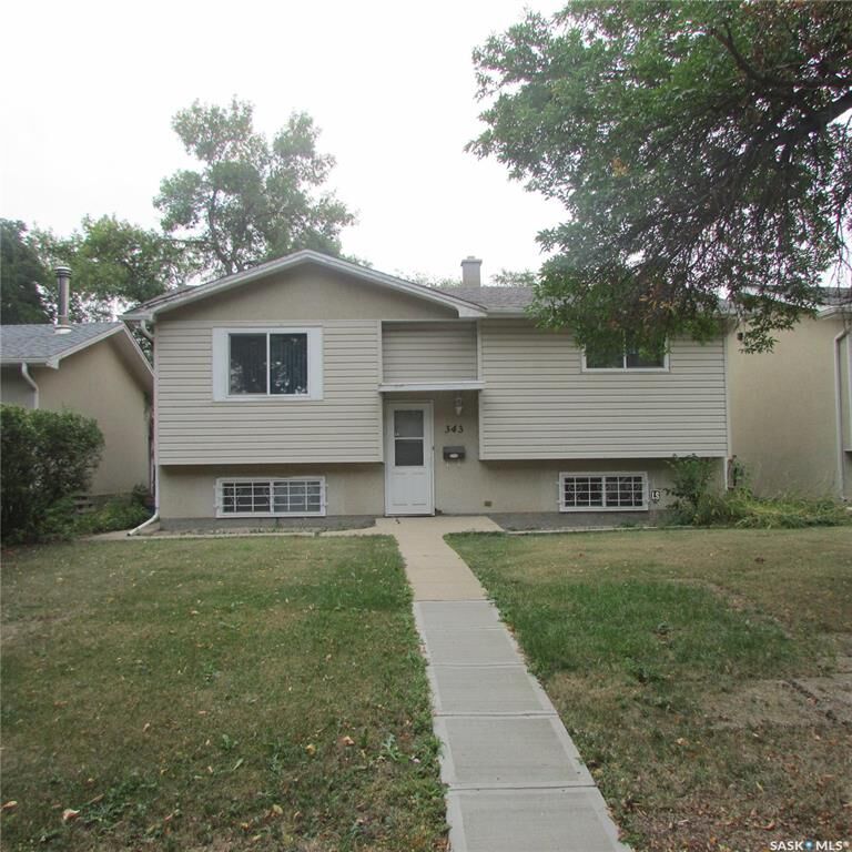 Property Photo:  343 Bruce Street  SK S4R 5H2 