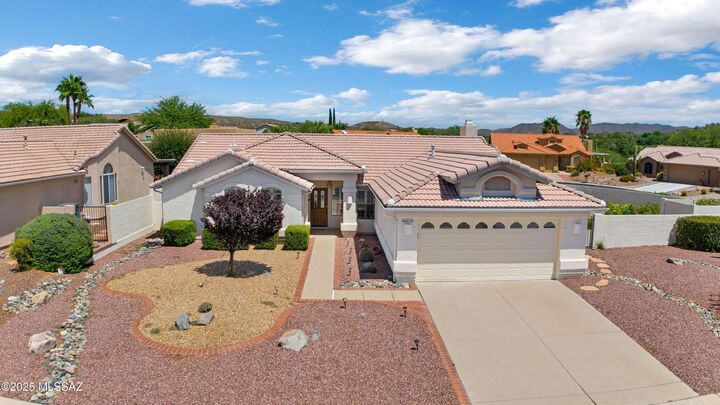 Property Photo: 64714 E Drifter Drive AZ 85739