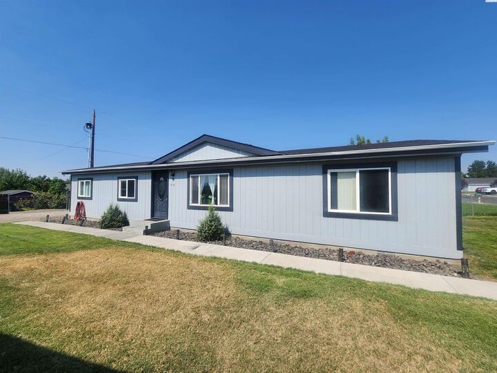 706 S Sycamore Ave  Pasco WA 99301 photo