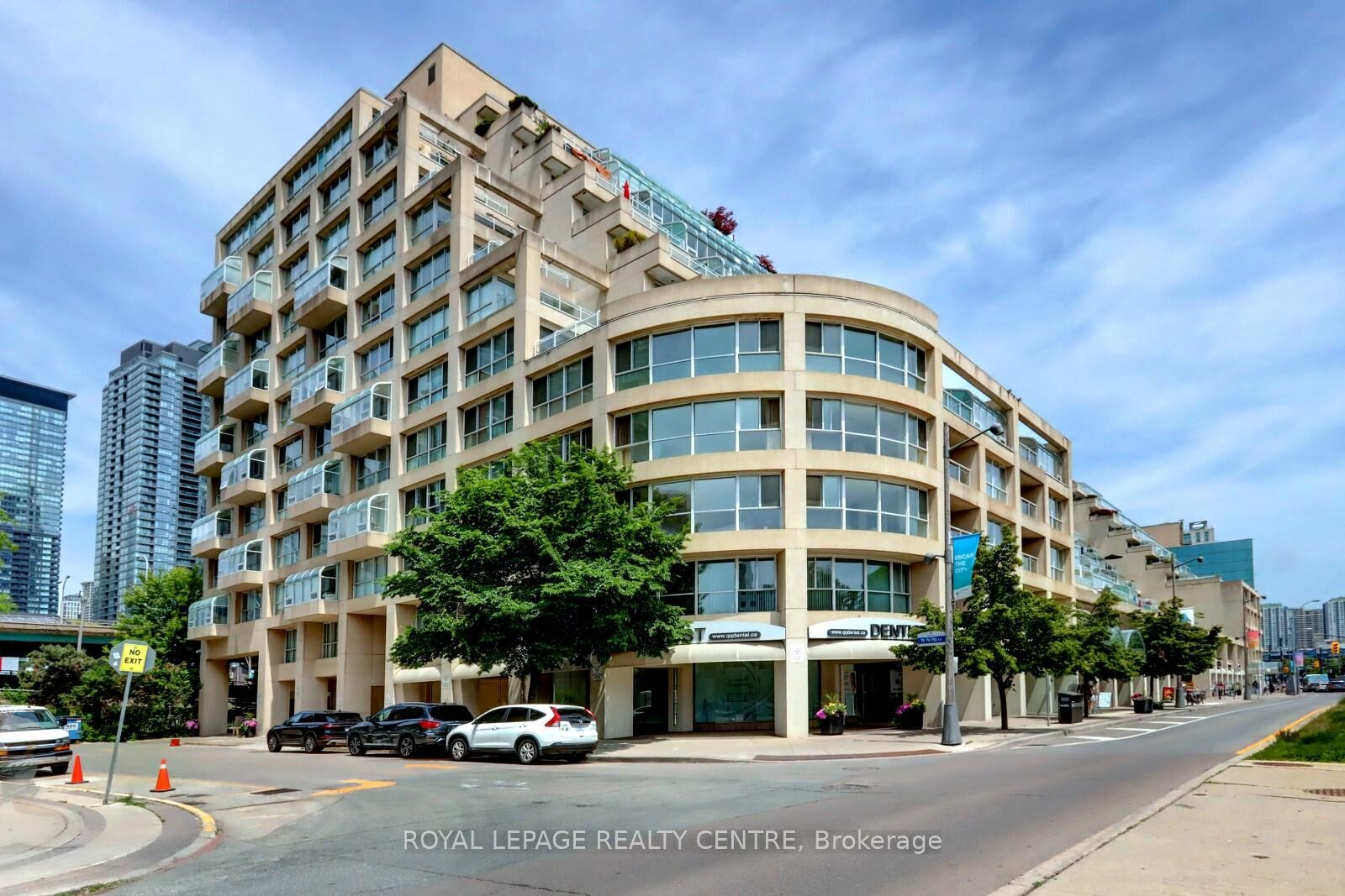 Property Photo:  480 Queens Quay W N/A 401W  ON M5V 2Y5 