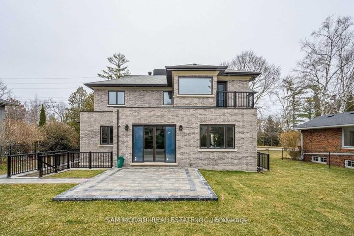 Property Photo:  577 Indian Road  ON L5H 1R1 