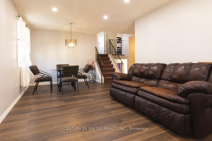 Property Photo:  1141 Huntington Circle  ON K9K 2B1 