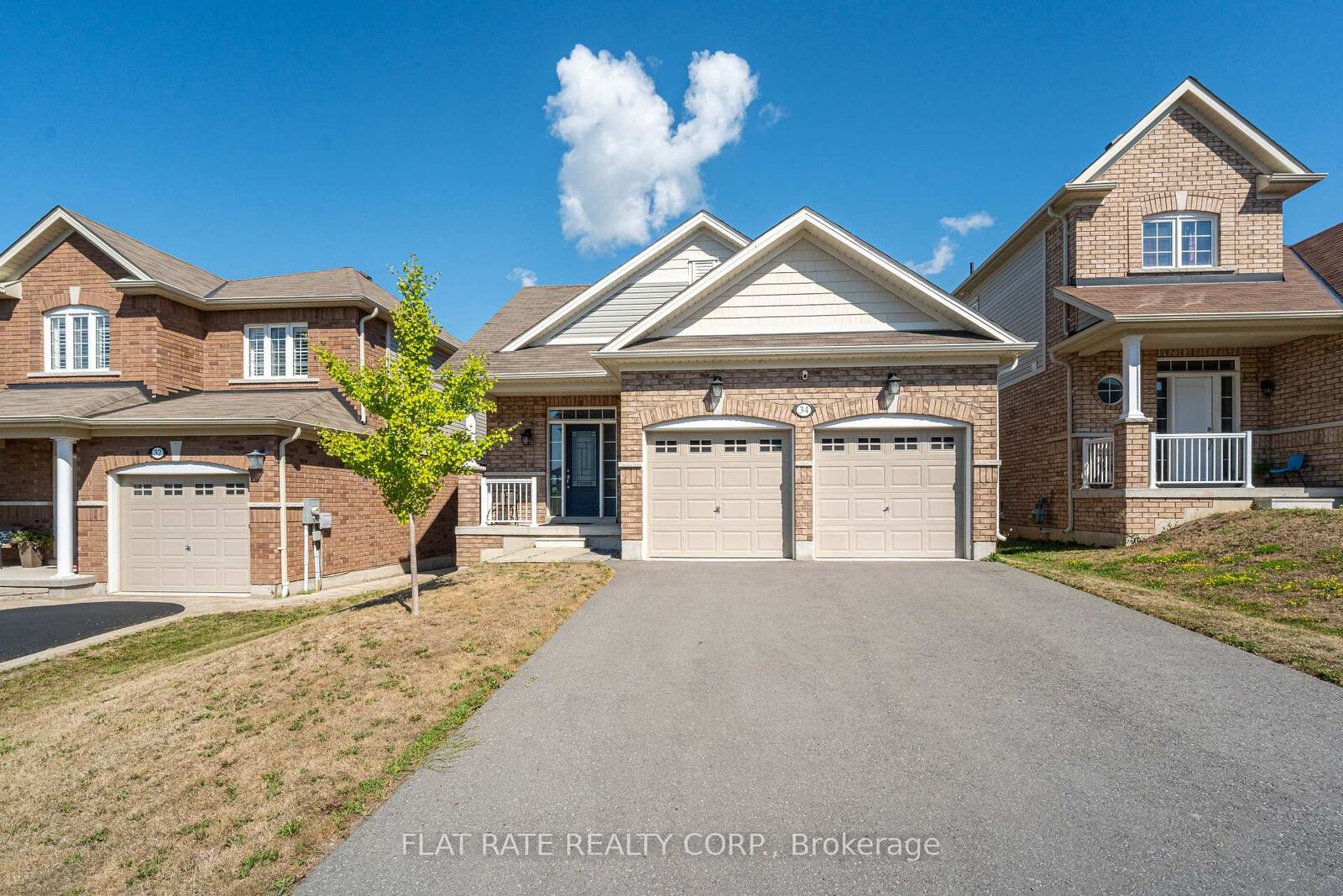 Property Photo: 34 Paul Rexe Boulevard ON K9J 0G4
