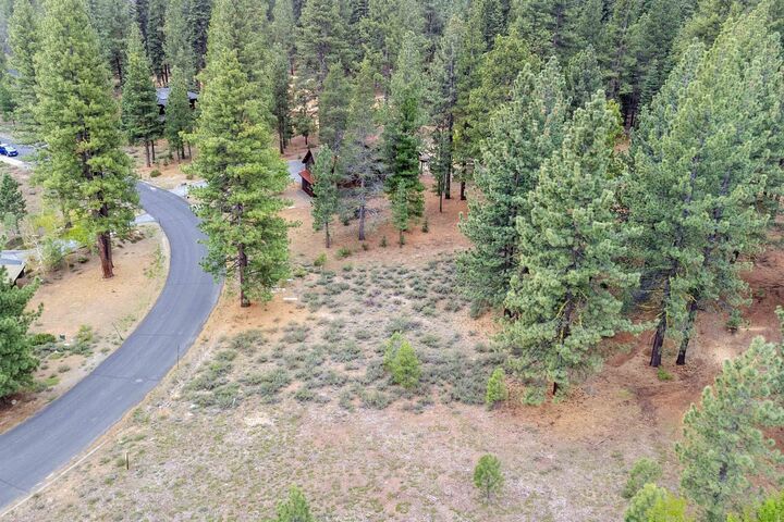 Property Photo: 11690 Bottcher Loop CA 96161