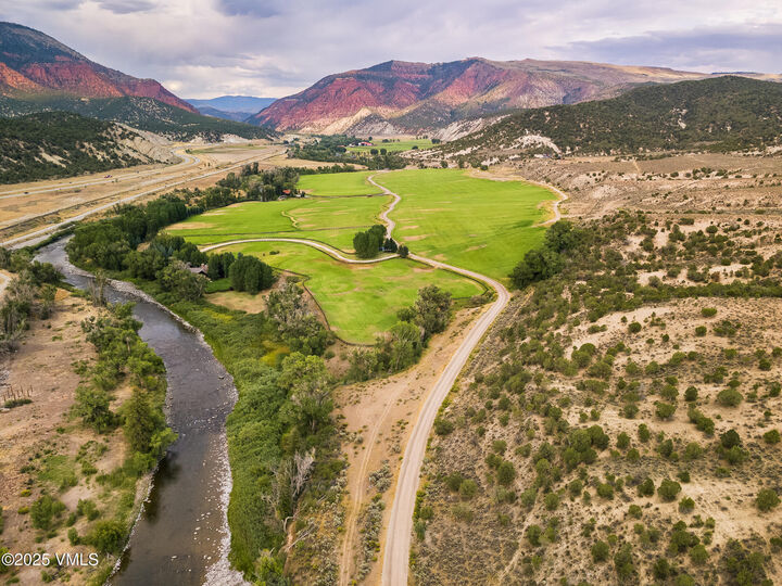 Property Photo: 1633 W Diamond Star Road CO 81631
