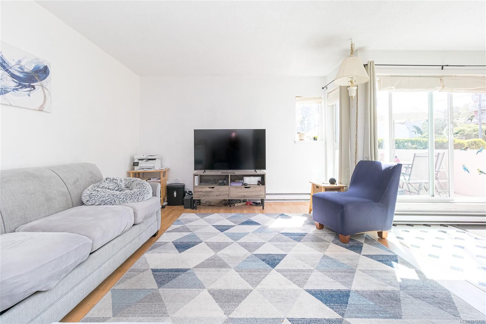 Property Photo: 1366 Hillside Ave 107 BC V8T 2B5