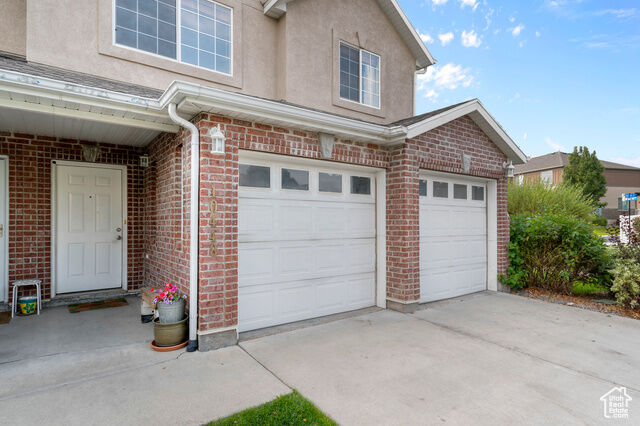 Property Photo: 10448 S Sage Vista Way W UT 84009