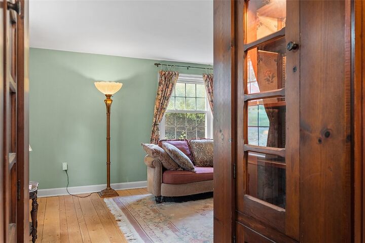 Property Photo: 4603 Rolling Hills Rd PA 15236