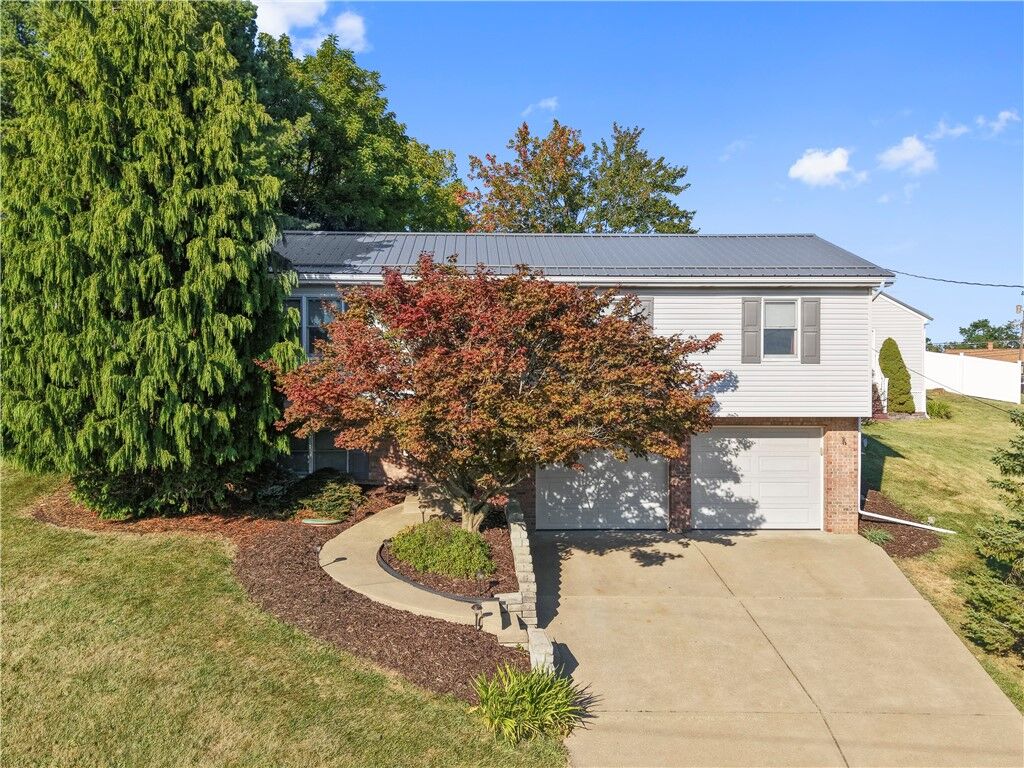 Property Photo: 100 Shirley Ann Drive PA 15301
