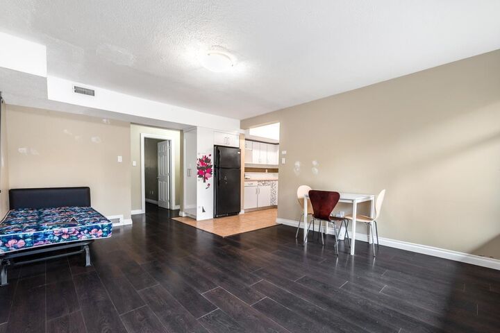 Property Photo:  87xx No. 5 Road  BC V6Y 2V5 