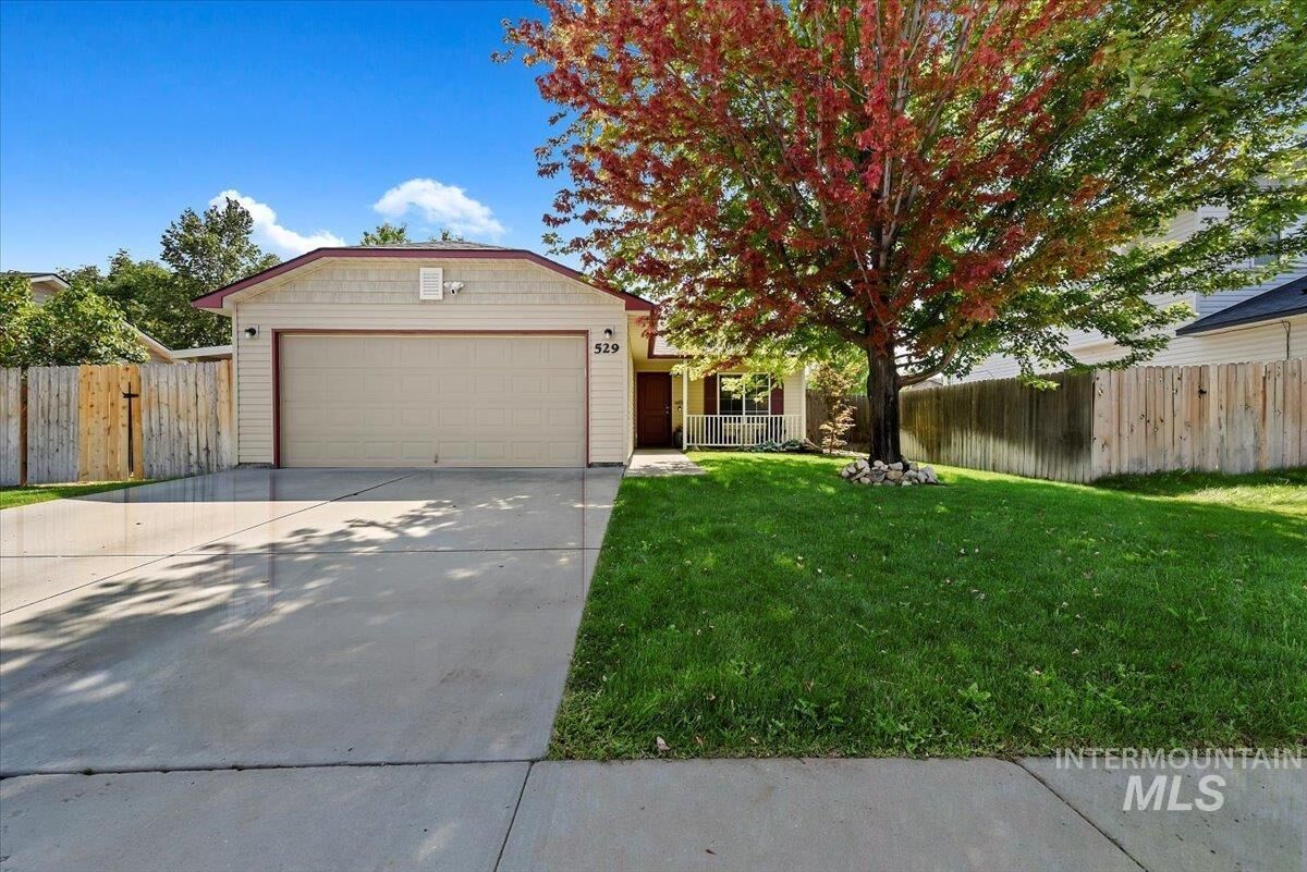 Property Photo: 529 E Great Bear St ID 83634