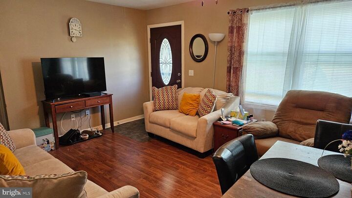 Property Photo:  458 Evelyndale Drive  DE 19901 