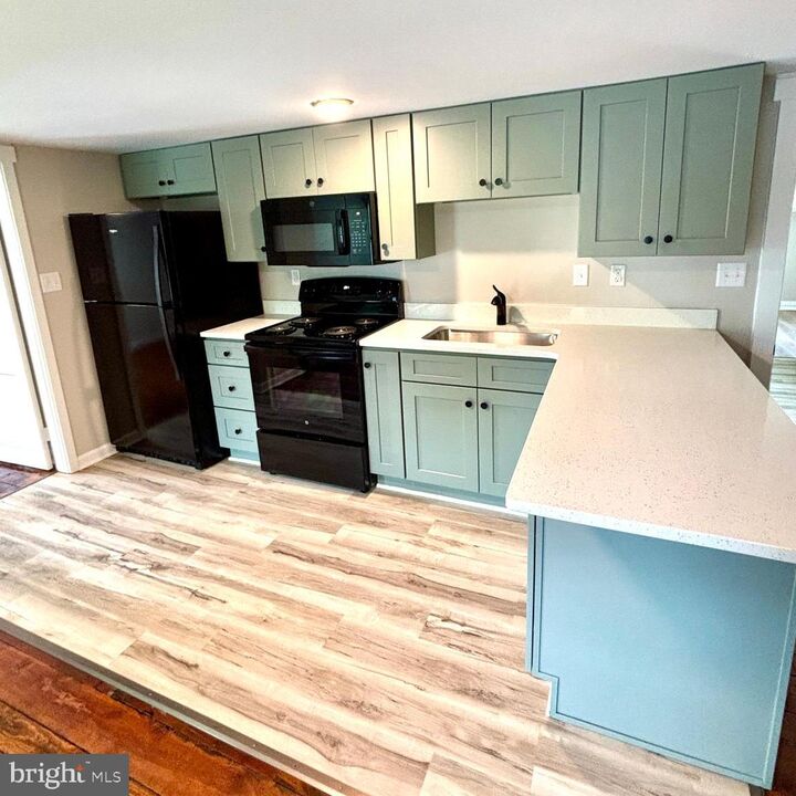 Property Photo: 400 E Liberty Street B WV 25414