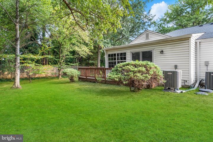 Property Photo: 9266 Cherry Lane 5 MD 20708