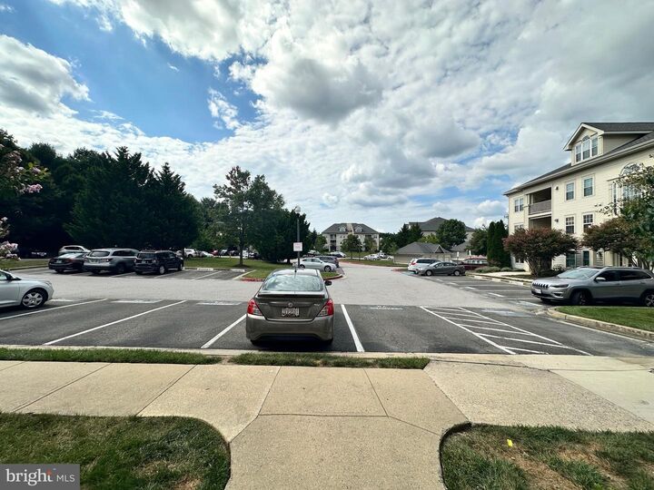 Property Photo: 9151 Gracious End Court 202 MD 21046