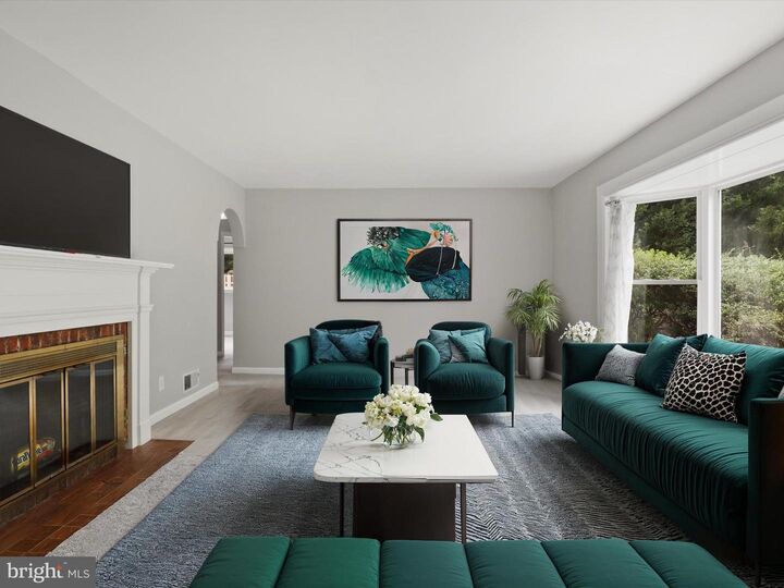 Property Photo:  7533 Hollindale  VA 22306 