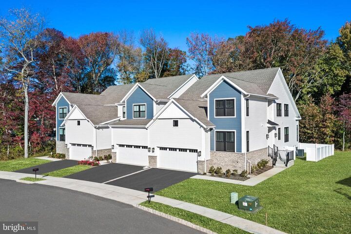 52 Kay Chiarello Way  Hamilton NJ 08690 photo