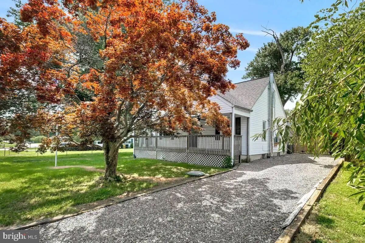 Property Photo: 301 Beverley Place MD 21037