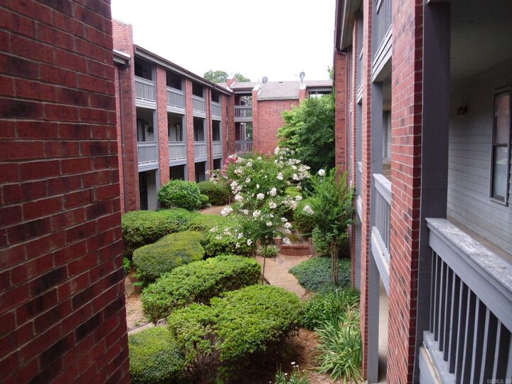 Property Photo: 1300 S Church S-2 AR 72401